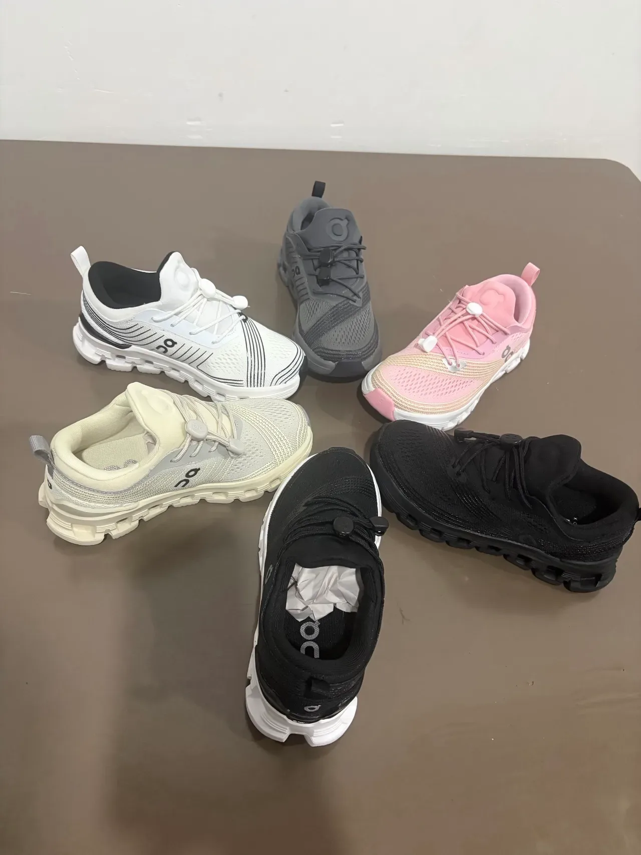 On Beige Gray Engineered Mesh Upper Open-Cell CloudTec Midsole Lifestyle Sneakers 2