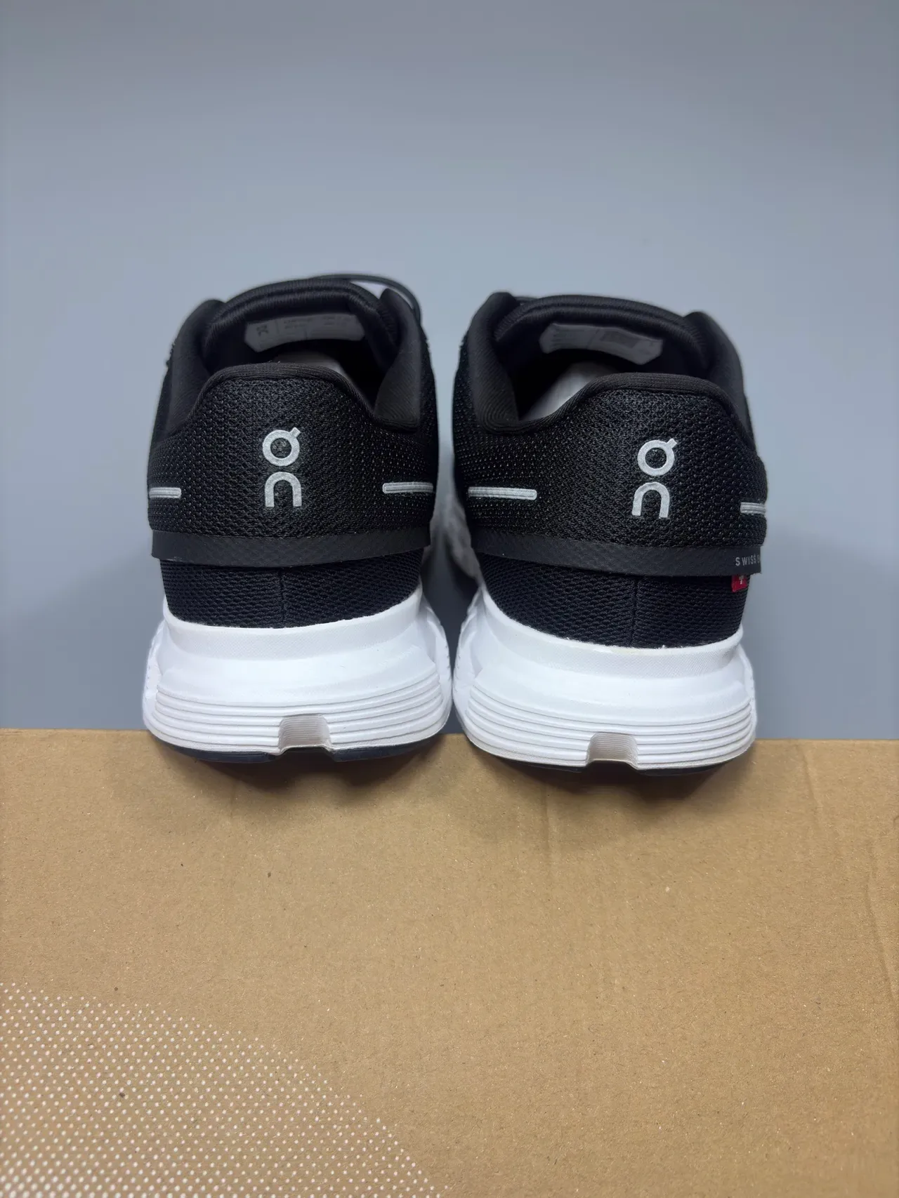 On Black White Engineered Mesh Upper Hollowed Cloud-Pod Midsole Lifestyle Sneakers 4