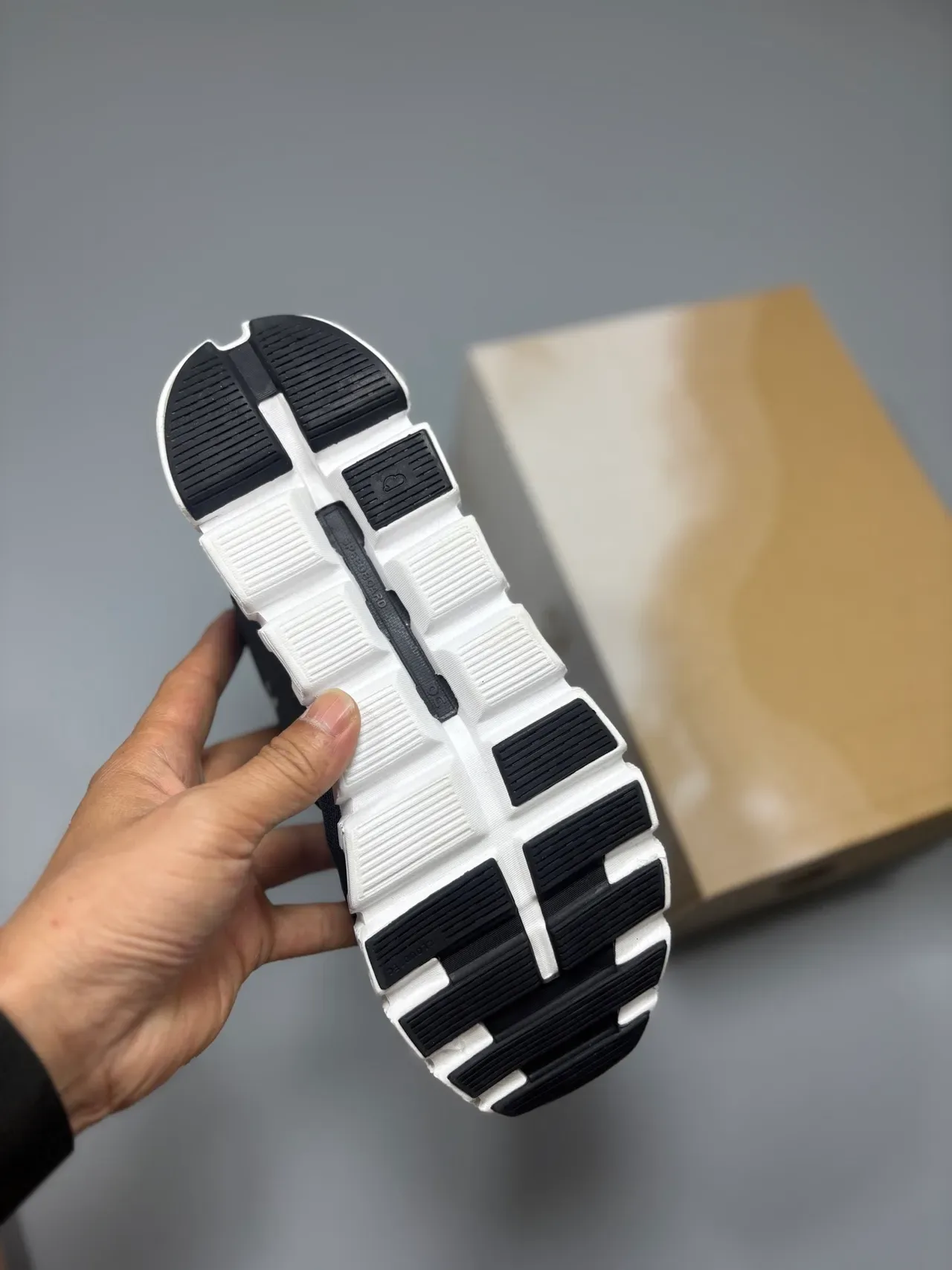On Black White Engineered Mesh Upper Hollowed Cloud-Pod Midsole Lifestyle Sneakers 7