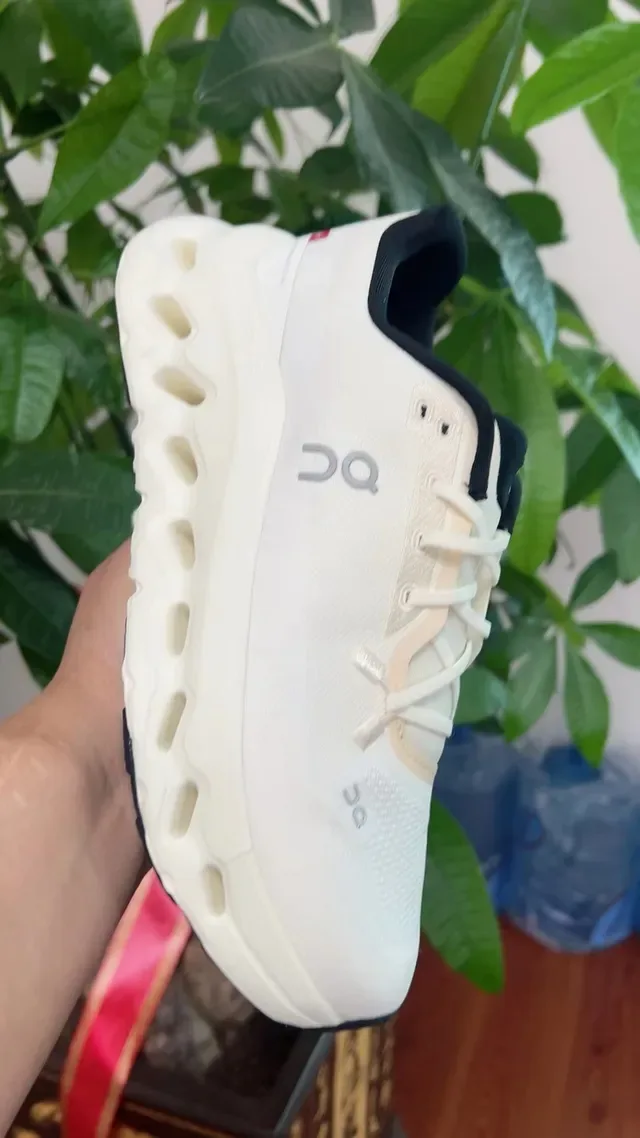 On Cloudmonster Off-White Zapatillas 8