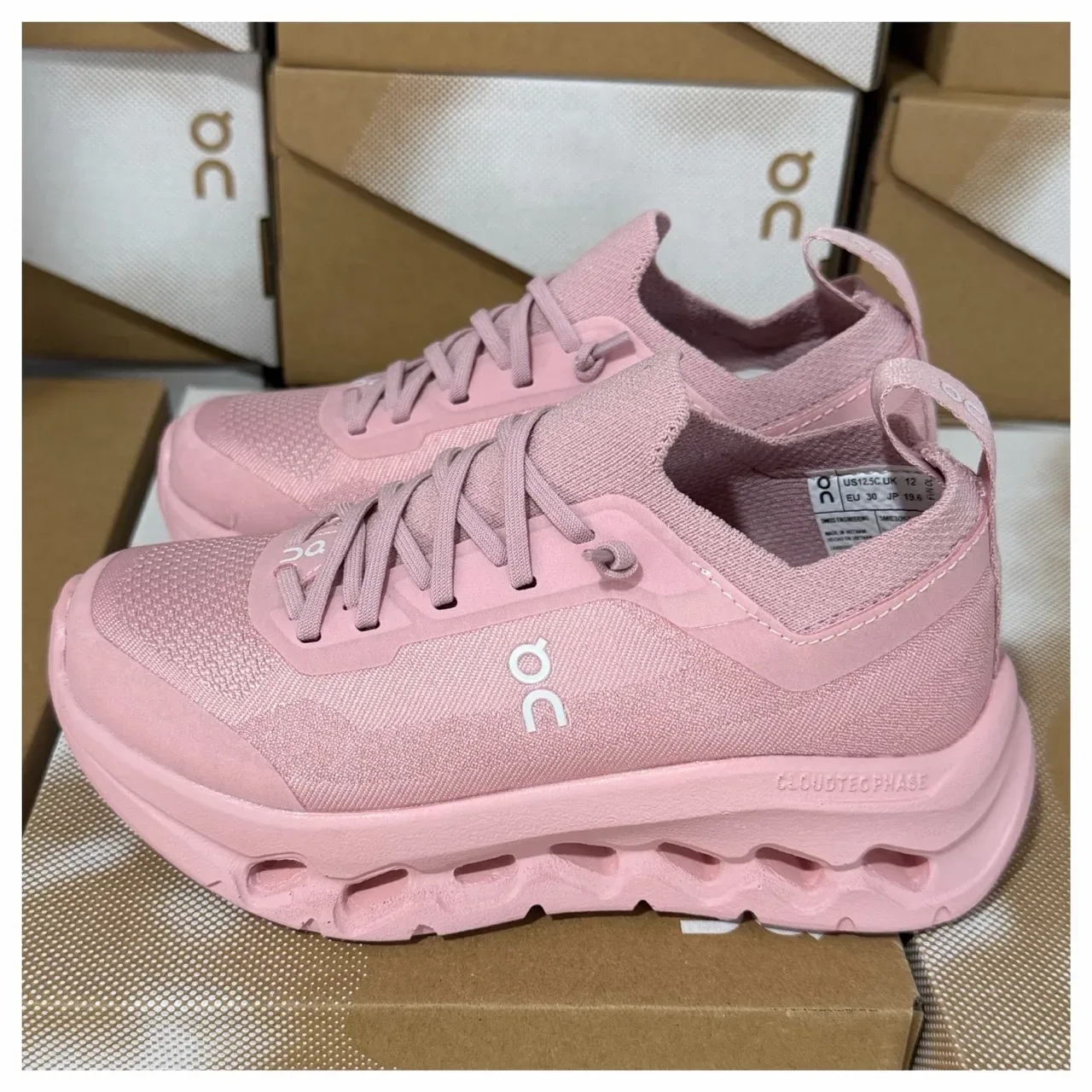 On Cloudmonster Pink Lifestyle Sneakers 2