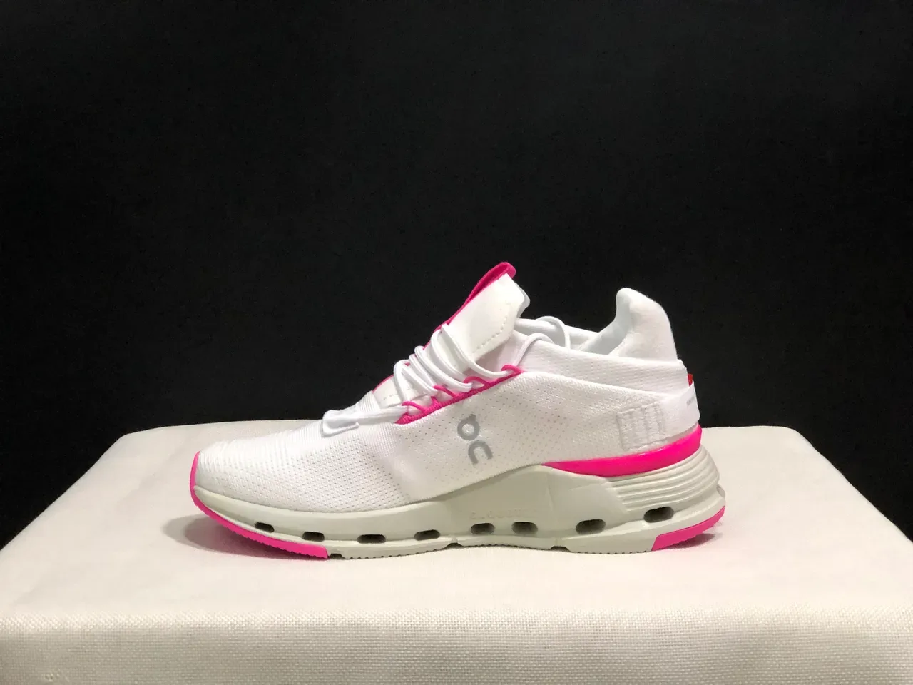 On Cloudmonster White Pink Lifestyle Sneakers 4
