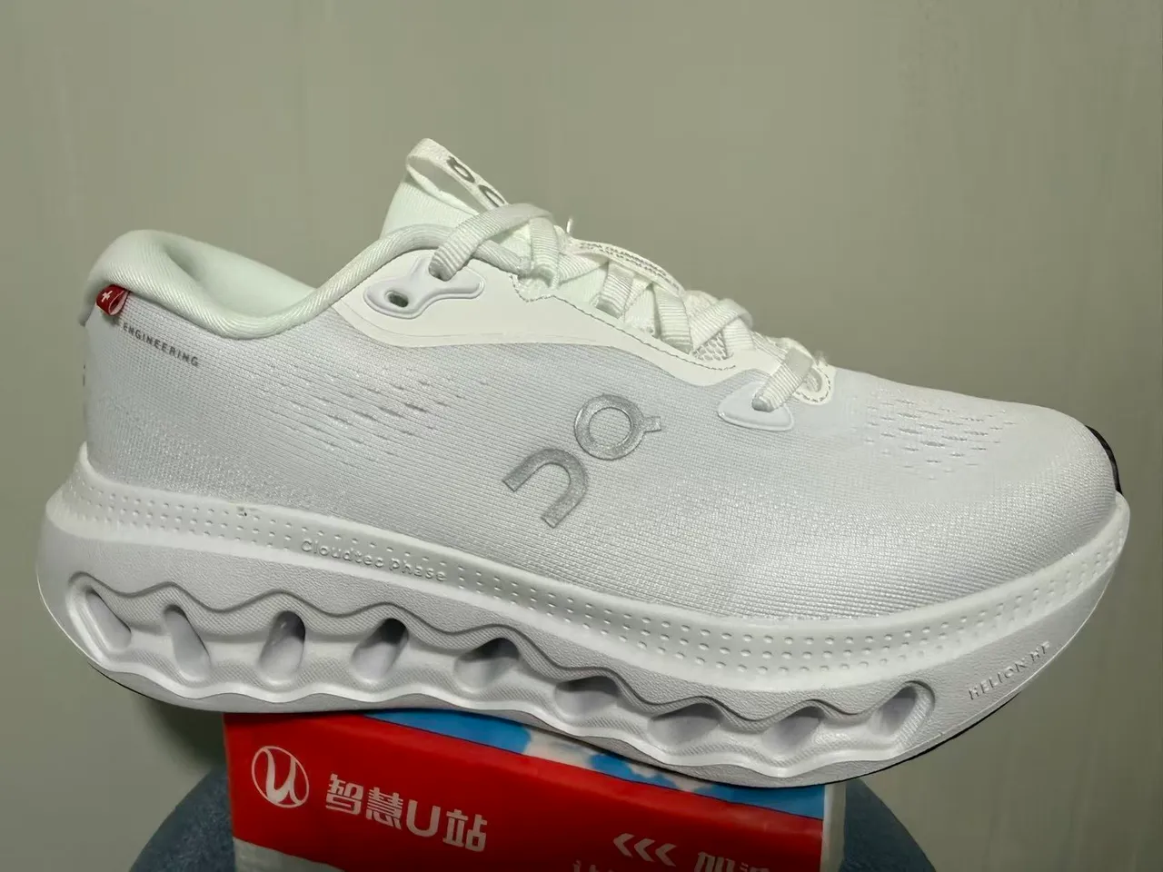 On Cloudsurfer 3 White Running Shoes 7
