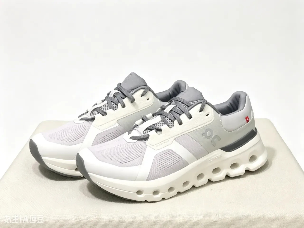 On White Black Hexagonal CloudTec Midsole Engineered Mesh Upper Lifestyle Sneakers 3