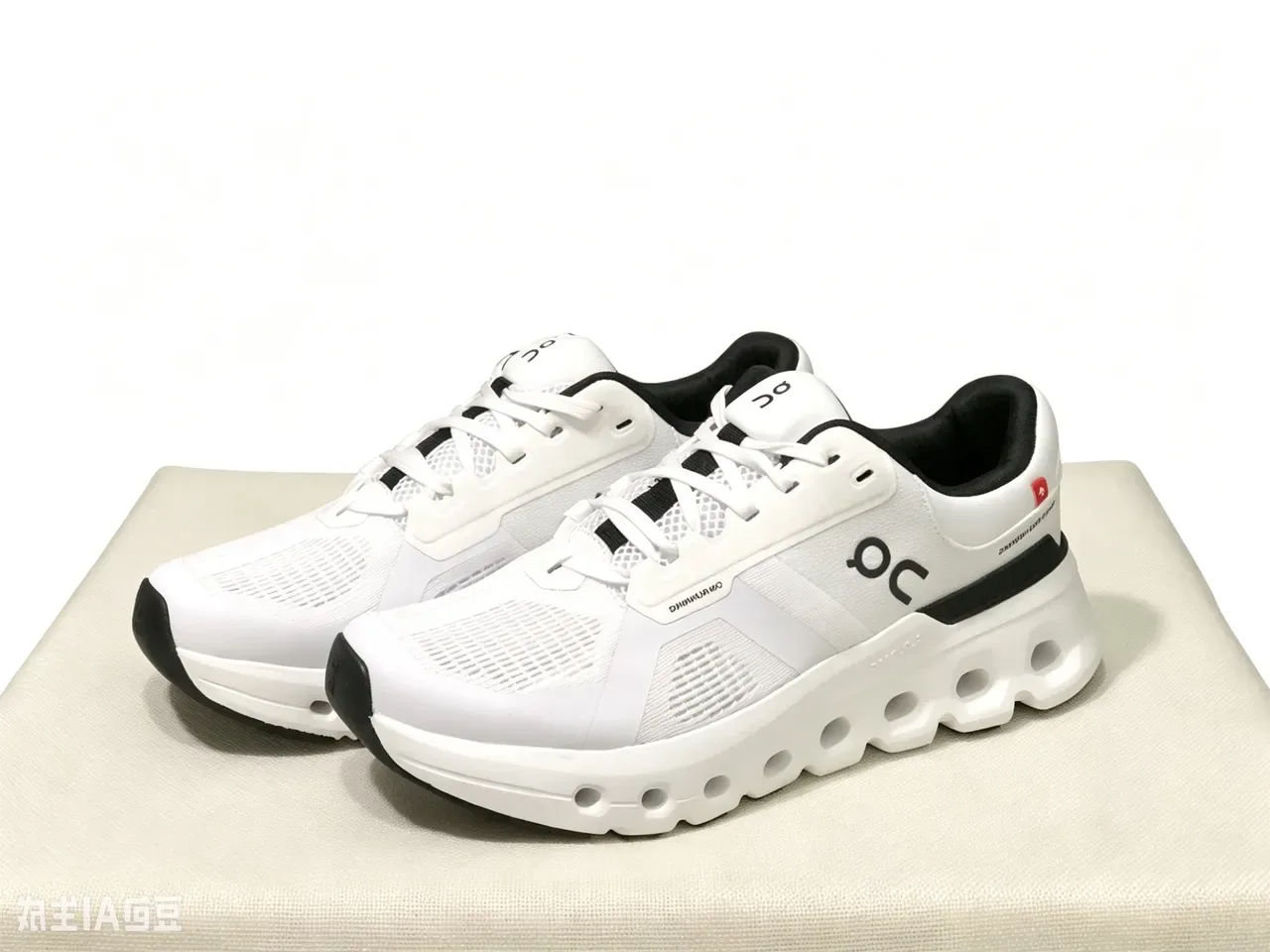 On White Black Hexagonal CloudTec Midsole Engineered Mesh Upper Lifestyle Sneakers 9