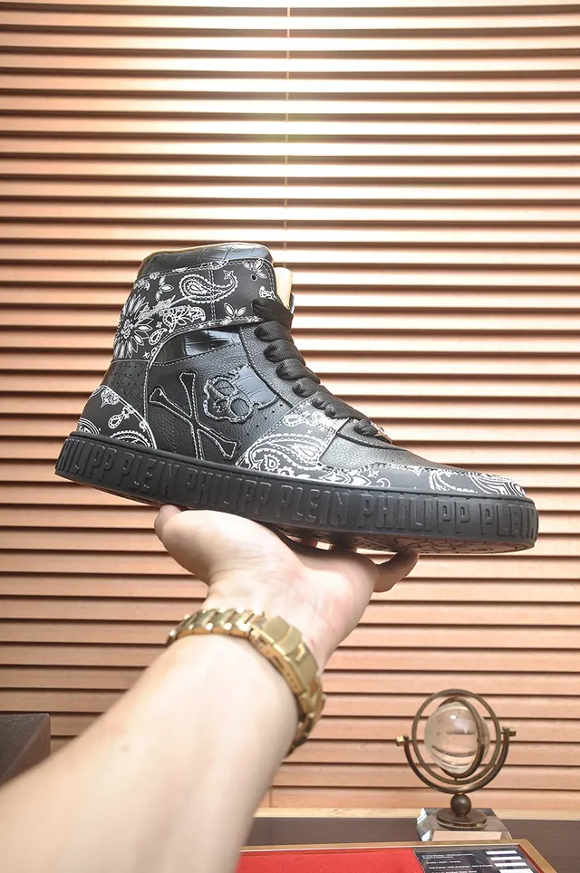 Philipp Plein Sneakers Lifestyle Hautes avec Impression de Crâne et Bandana Noires 2