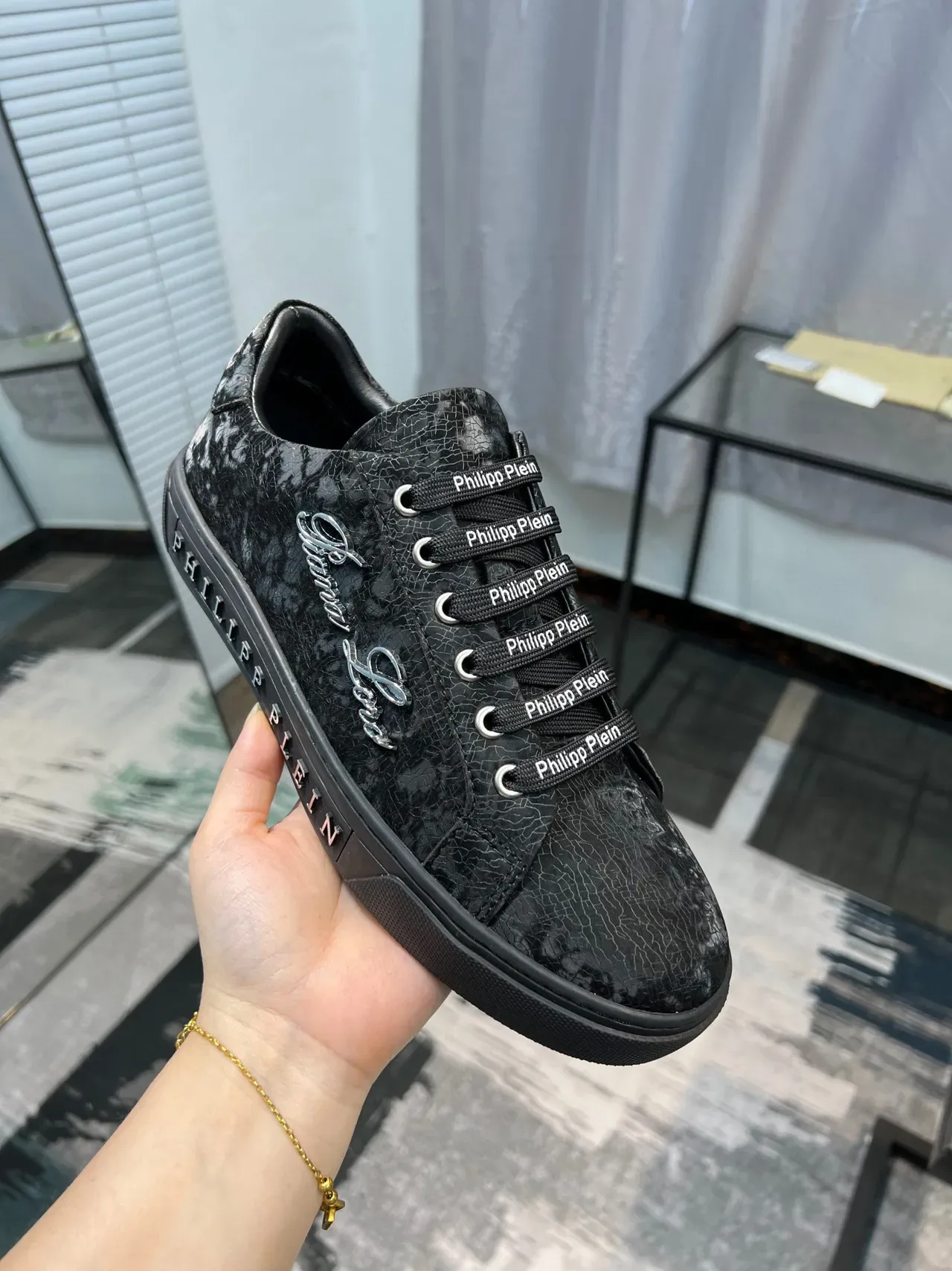 Philipp Plein Preto Prata Couro Crackle Texturizado Parte Superior Marca Embossada Sola Média Tênis Lifestyle 6
