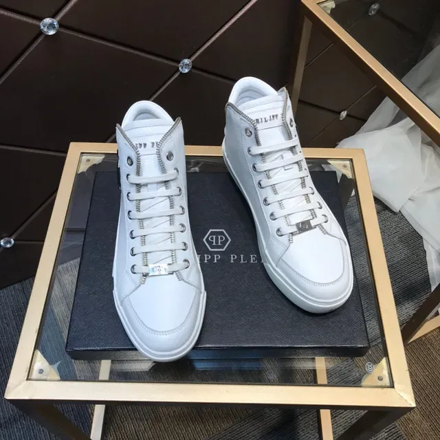 Philipp Plein Sneakers Lifestyle Hautes Blanches avec Logo Métallique 6
