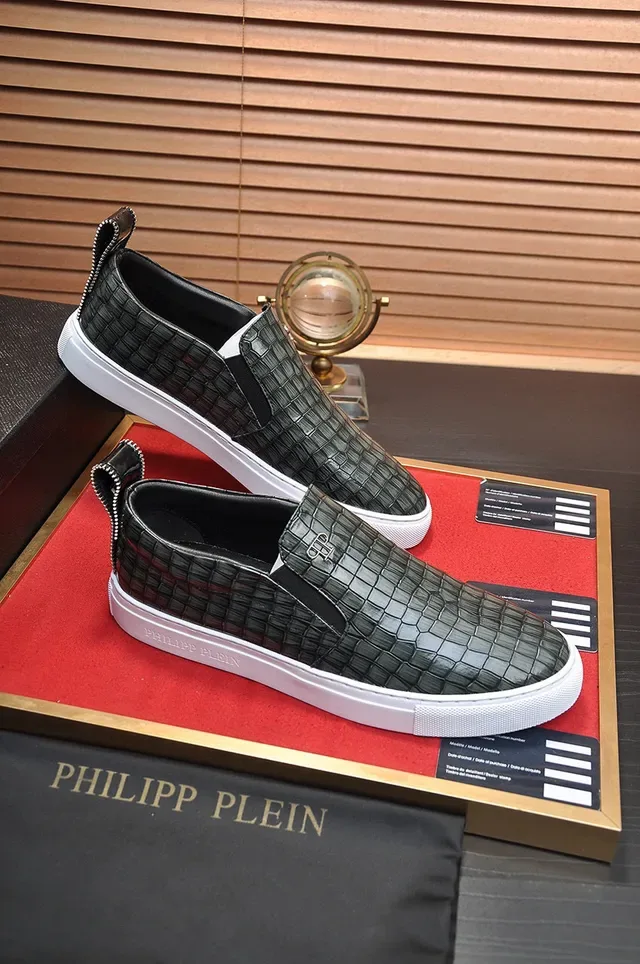 Philipp Plein Slip-On Croc-Embossed Black and White Lifestyle Sneakers 5