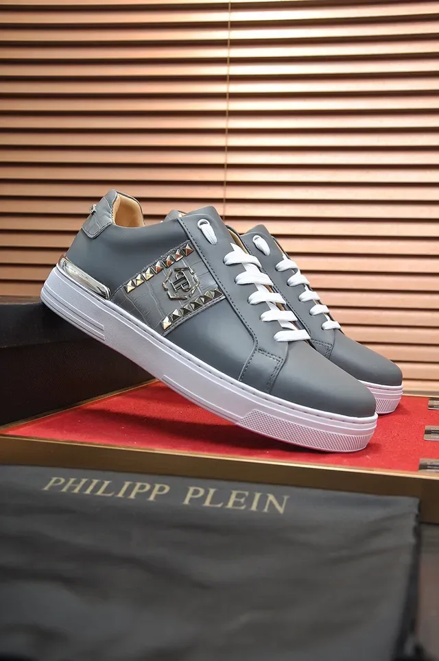 Philipp Plein حذاء رياضي أسلوب الحياة من الجلد الرمادي المزخرف بالمسامير 8