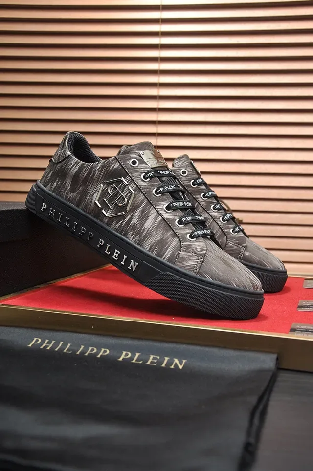 Philipp Plein Wood-Grain Textured Low-Top Lifestyle Sneakers 2
