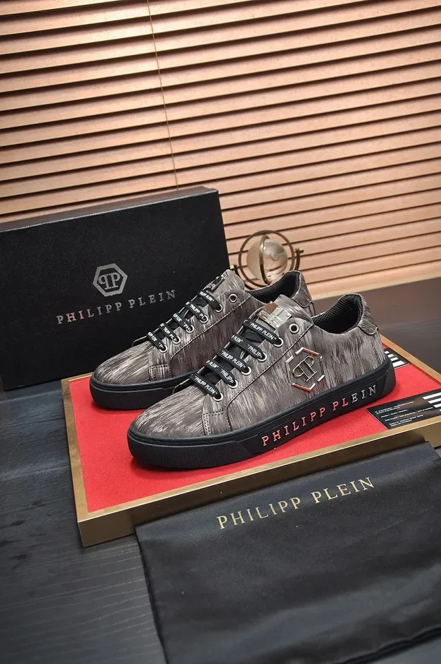 Philipp Plein Wood-Grain Textured Low-Top Lifestyle Sneakers 3
