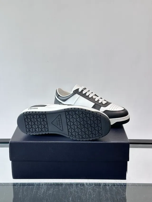 Prada Sneakers Lifestyle Noir Blanc Color-Bloqué Doigt Perforé 2