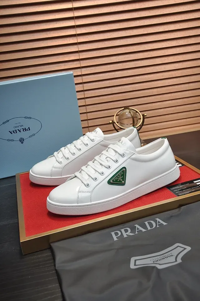 Prada Cloudbust White and Green Leather Lifestyle Sneakers 4