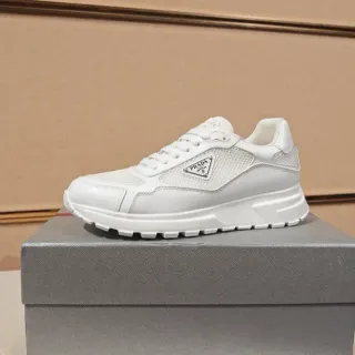 Prada Cloudbust حذاء رياضي أبيض جلد وشبكة سميك