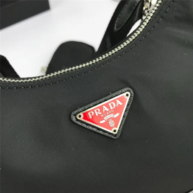 Prada Re-Edition Black Silver Curved Hobo Silhouette Nylon Body Chain Bag 12