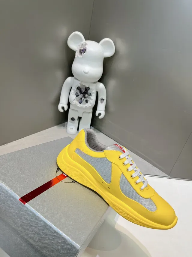 Prada Sneakers Lifestyle Jaune Gris Low-Top Color-Blocked 4