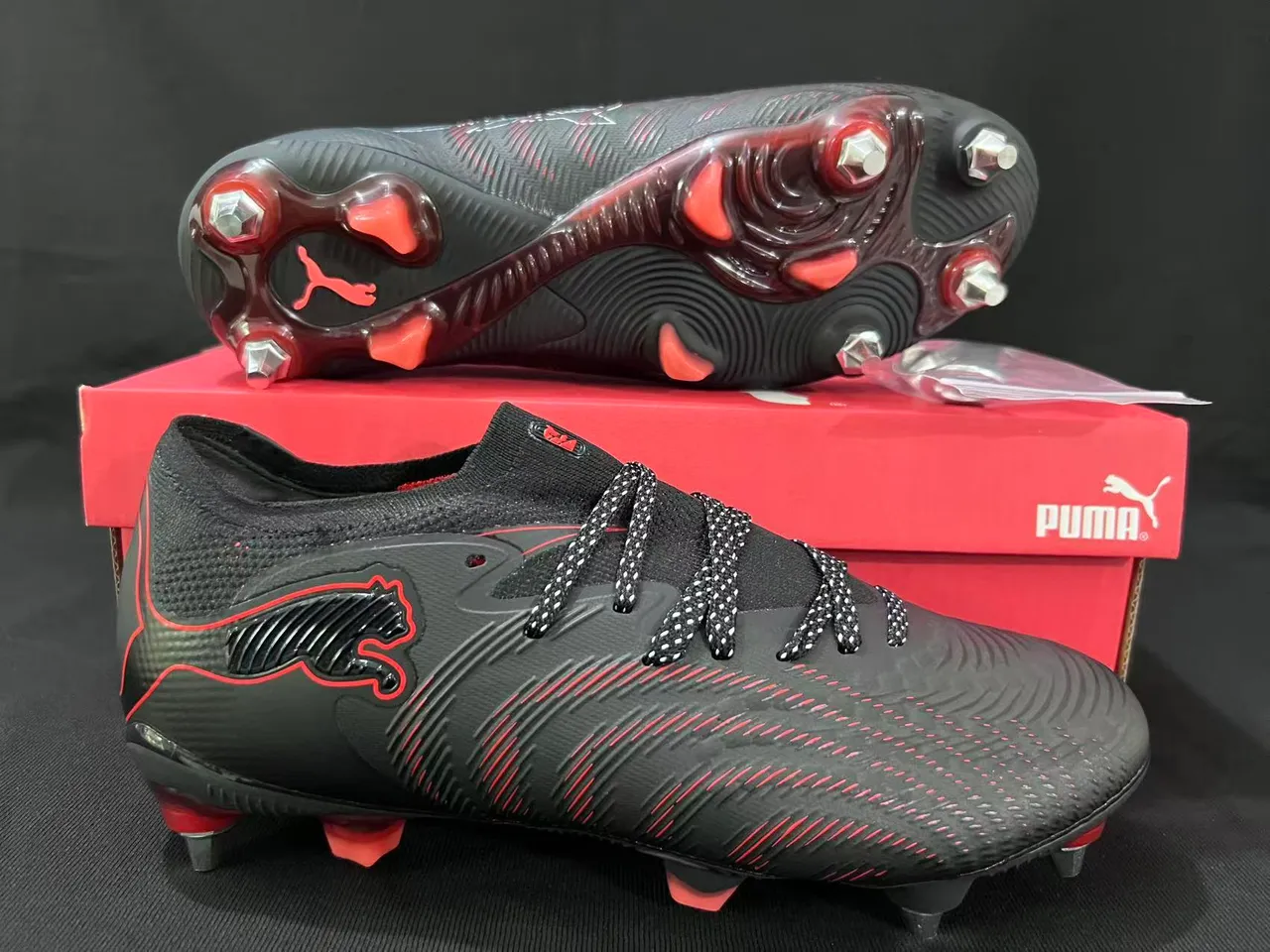 Puma Future Z Noir Rouge Terrain Firme Chaussures de Football 14