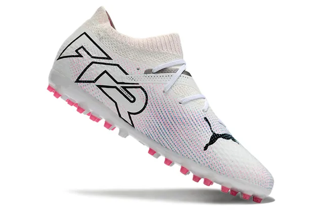 Puma Future Z Chaussures de football turf blanc et rose avec upper maille col bas 2