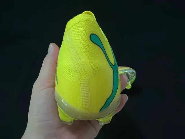 Puma Future Z Amarelo iridescent dourado chama Sapatos de futebol para campo firme 3