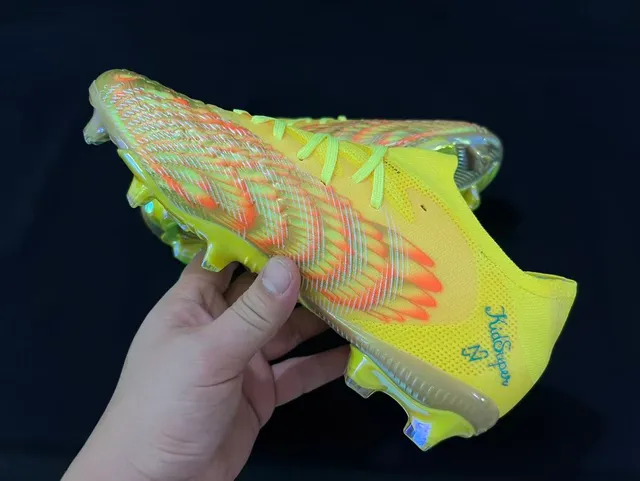 Puma Future Z Amarelo iridescent dourado chama Sapatos de futebol para campo firme 4