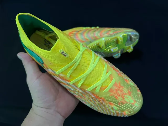 Puma Future Z Amarelo iridescent dourado chama Sapatos de futebol para campo firme 5