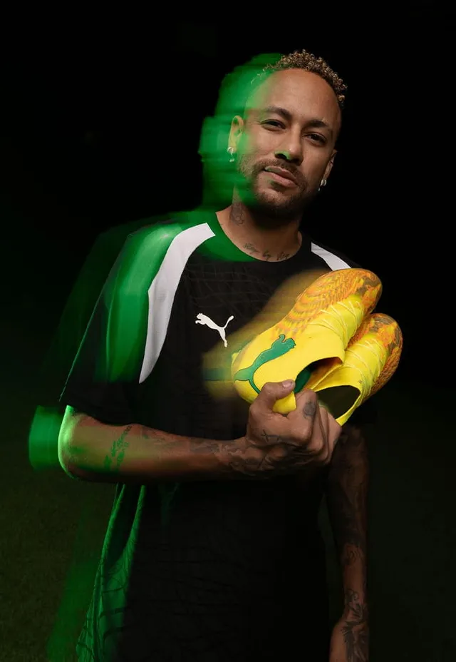 Puma Future Z Amarelo iridescent dourado chama Sapatos de futebol para campo firme 13