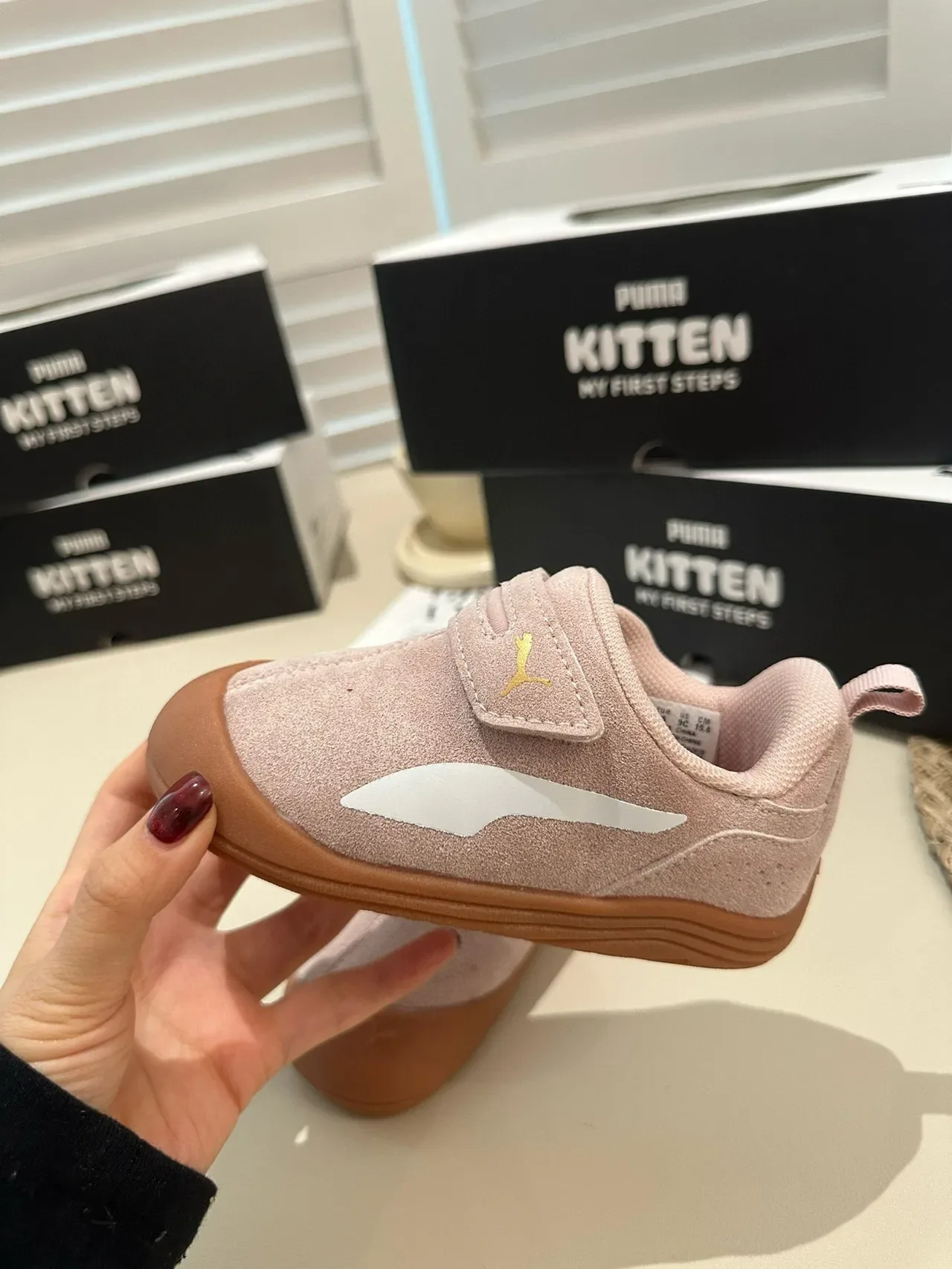 Puma Rose Beige Fermeture à Velcro Sangle Partie Supérieure Suede-Like Chaussures Lifestyle 11
