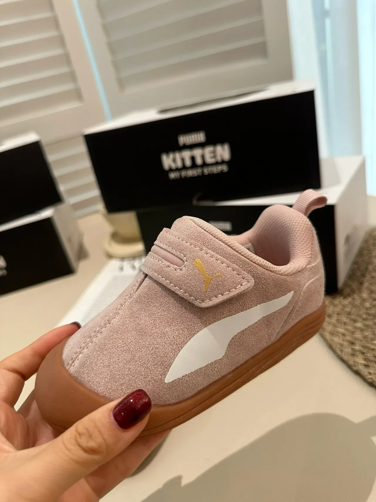 Puma Rose Beige Fermeture à Velcro Sangle Partie Supérieure Suede-Like Chaussures Lifestyle 12