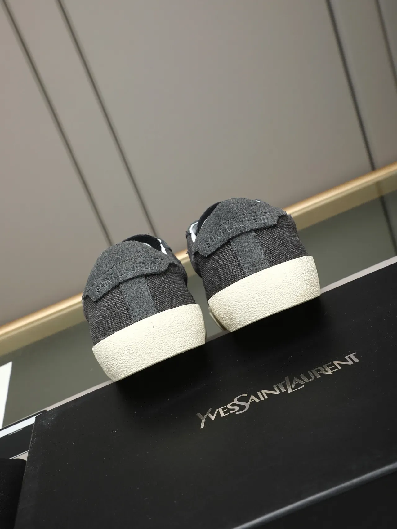 Saint Laurent Gris Blanc Toile Brodé Logo Lifestyle Sneakers 3