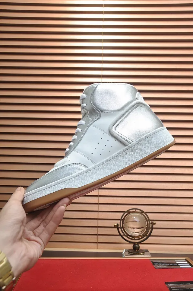 Saint Laurent حذاء رياضي هوت توب فضي معدني لايف ستايل 5