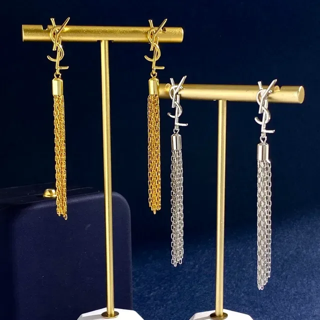 Brincos Saint Laurent Monogram Borla Corrente Logo Prata e Ouro 3