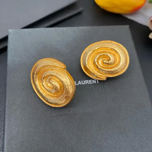 Saint Laurent Brincos Clip-On Espiral Dourado 9