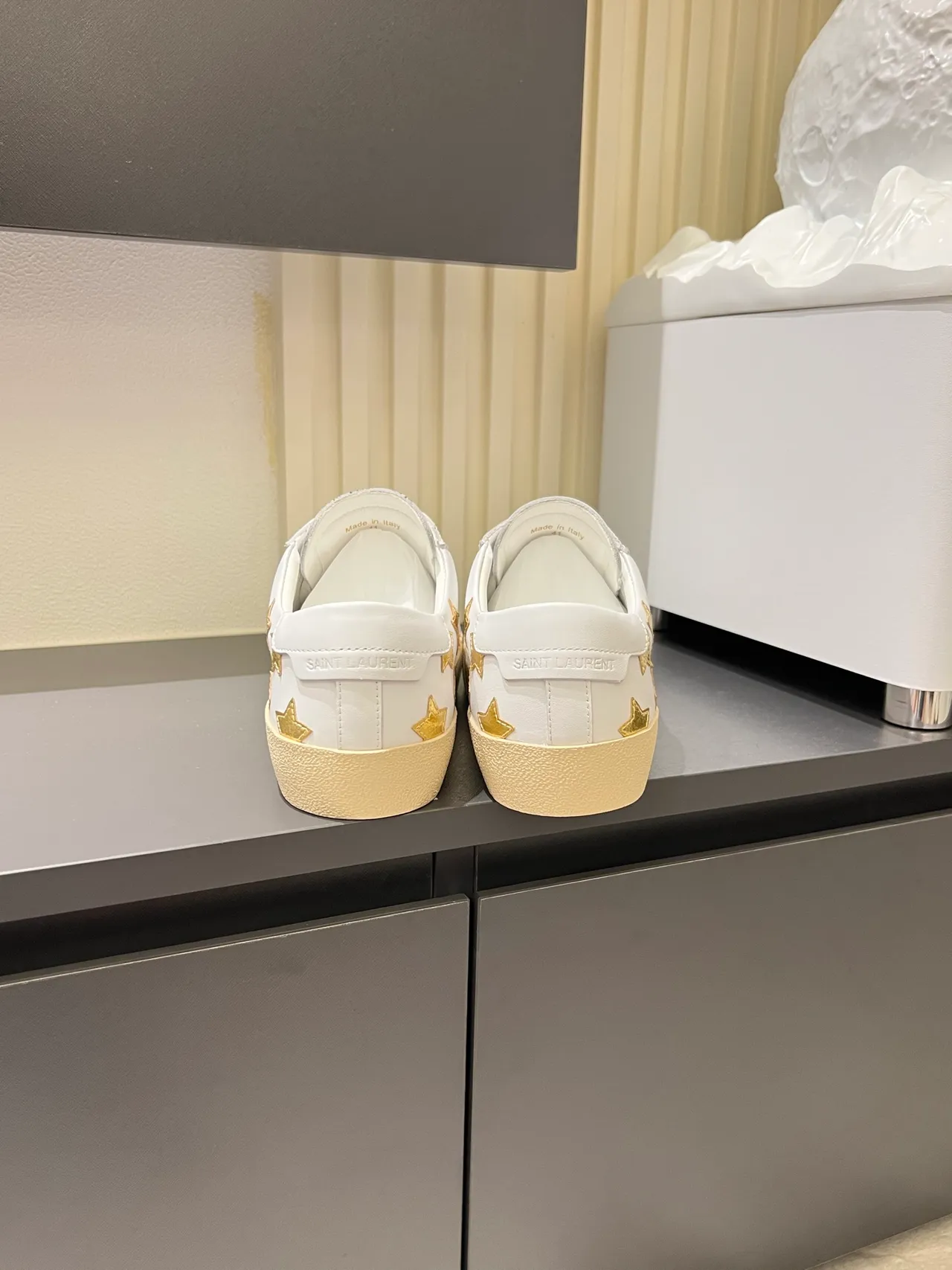 Saint Laurent Ouro Branco Couro Estrela Apliques Estilo de Vida Tênis 2