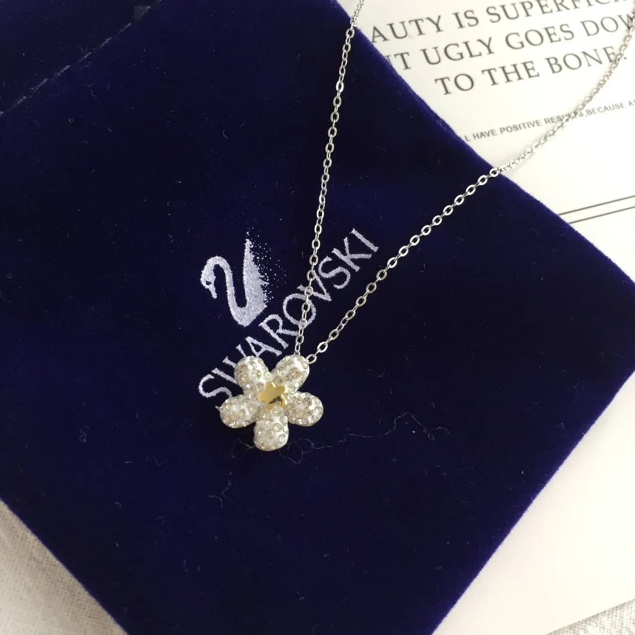Swarovski Collier Pendentif Fleur de Cristal 4
