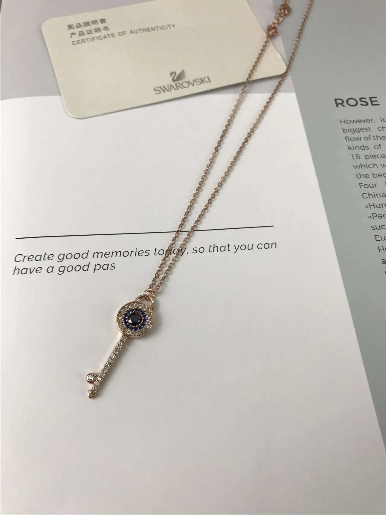 Swarovski Collier avec pendentif en forme de clé oeil maléfique 7