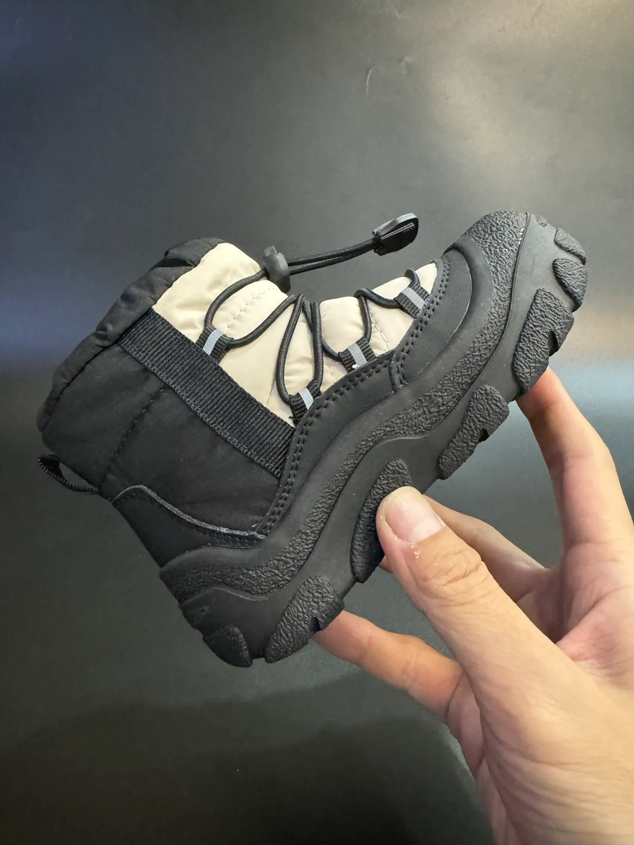 The North Face Black White Insulated High-Top Bungee Lacing System Snow Boots 19