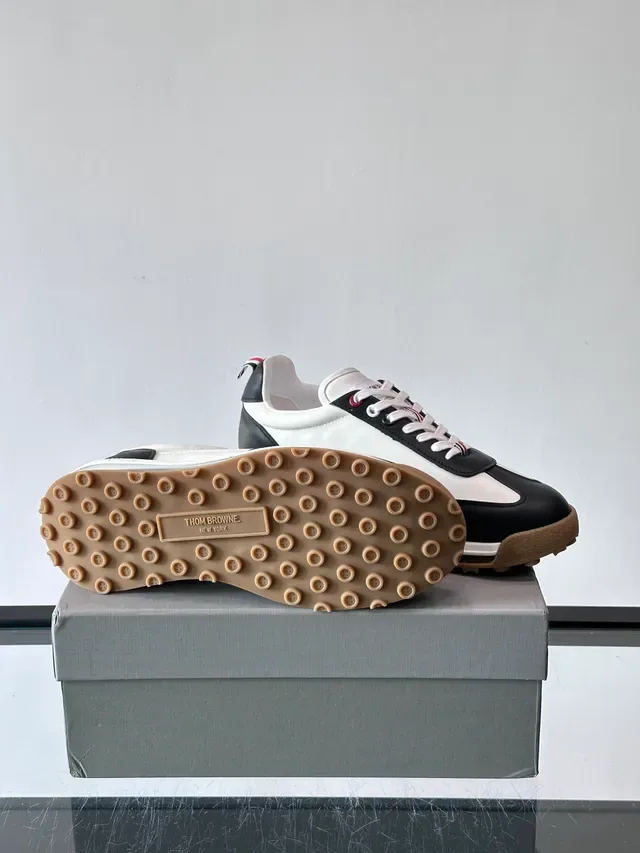 Thom Browne Air Runner White Black Color-Blocked Leather And Textile Upper Transparent Midsole Lifestyle Sneakers 2