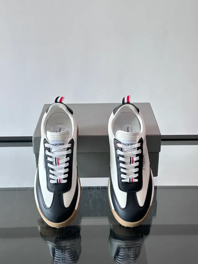 Thom Browne Air Runner White Black Color-Blocked Leather And Textile Upper Transparent Midsole Lifestyle Sneakers 4