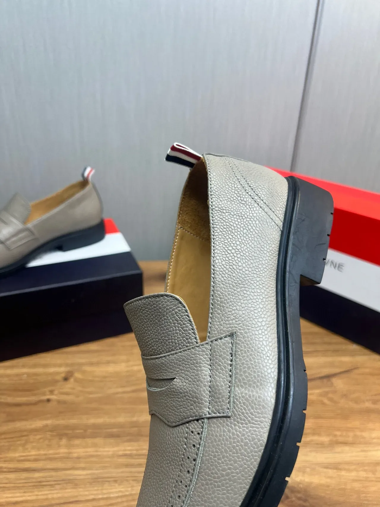 Thom Browne Gray Black Pebbled Leather Penny Strap Loafer 7
