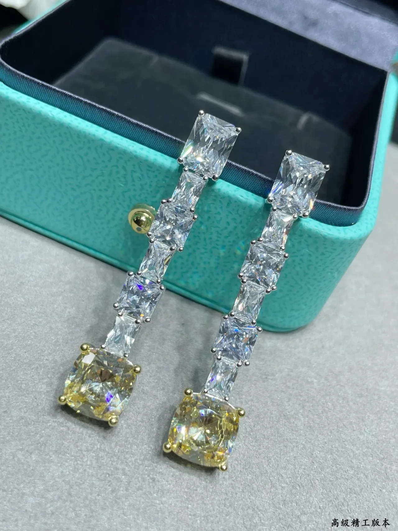 Tiffany & Co. Blue Gold Linear Cascade Cushion-Cut Terminal Stone Earrings 5