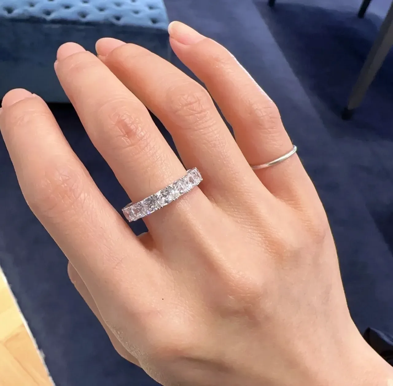 Tiffany & Co. Eternity Ring Navy Silver Band Shared-Prong Setting Ring 3