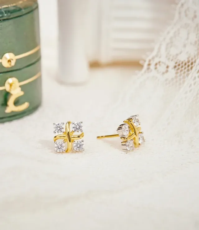 Tiffany & Co. Boucles d'oreilles Or Blanc Motif en X Quatre Pierres Rondes 3