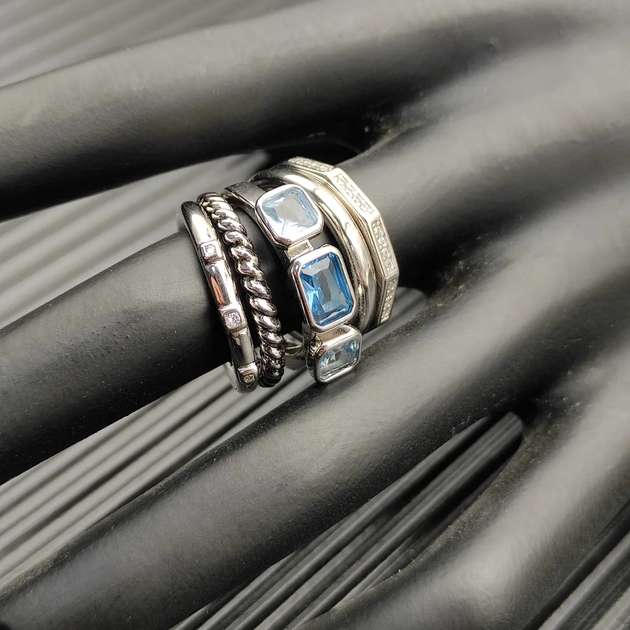 Tiffany & Co. HardWear Anillo de capas de aquamarina y diamante 8
