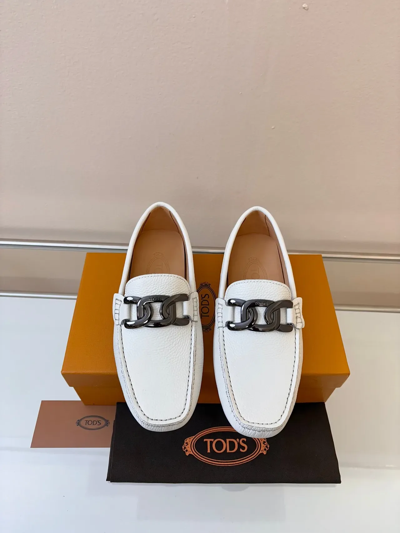 Loafer Tod's Gommino Horsebit de couro pebbled branco 6