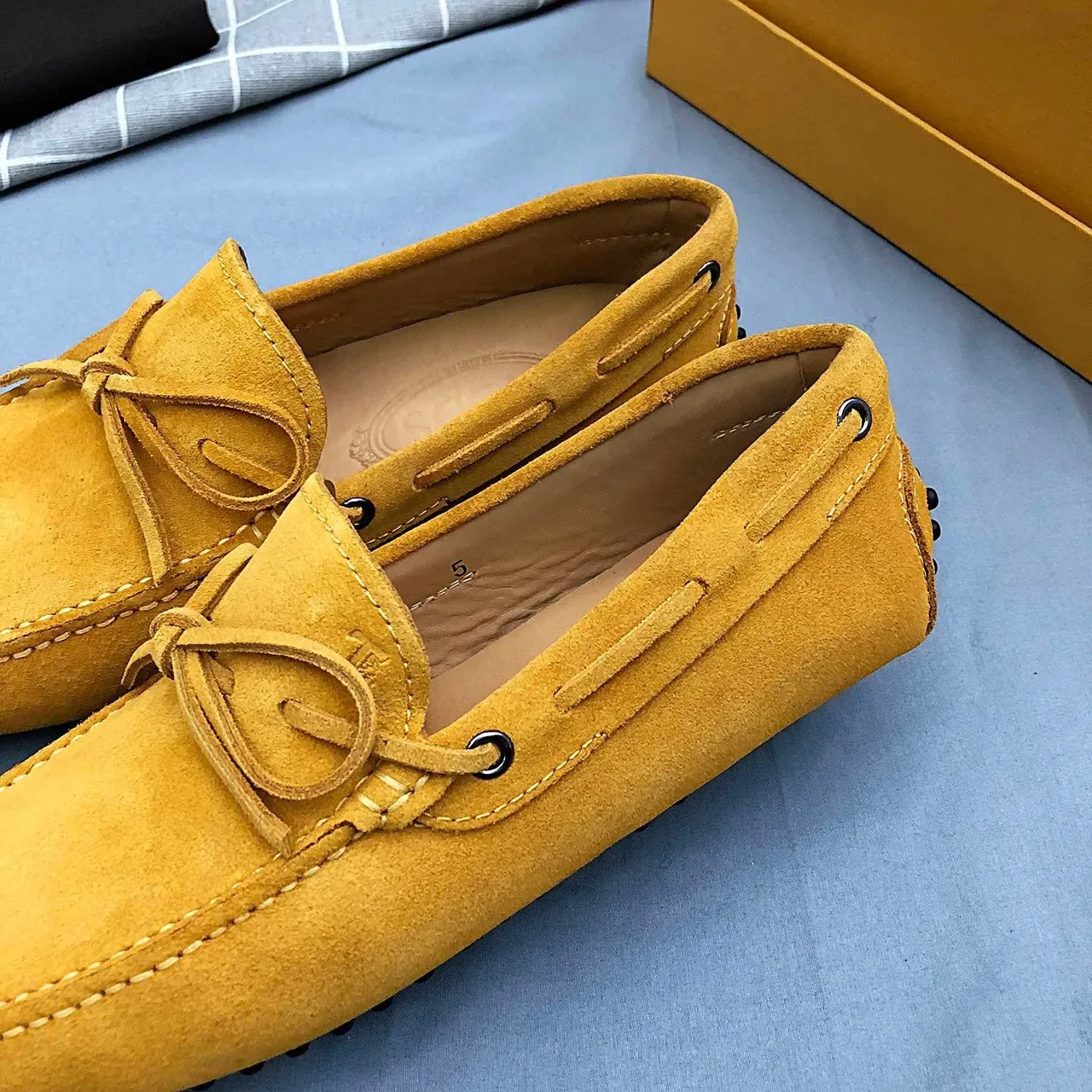 Tod's Yellow Beige Suede Upper Bow Detail Loafer 5