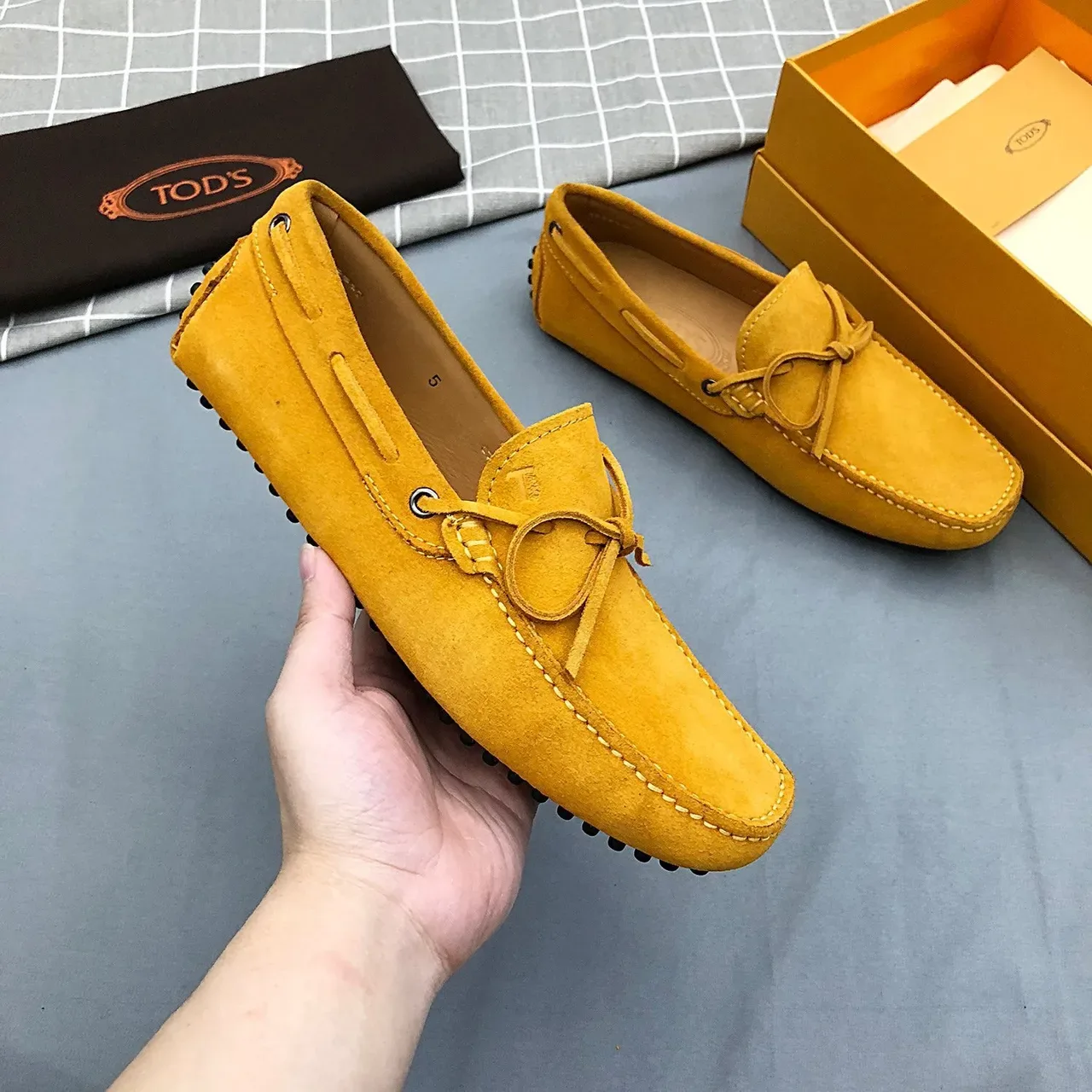 Tod's Yellow Beige Suede Upper Bow Detail Loafer 8