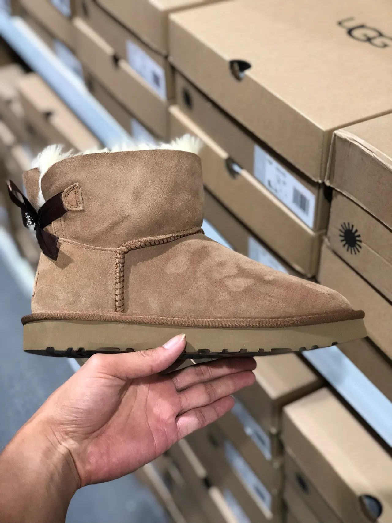 UGG Beige White Suede Upper Shearling Lining Snow Boots 7