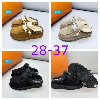 UGG بني بيج أحذية كاجوال بنمط الموكاسين مبطنة بشيرلينج