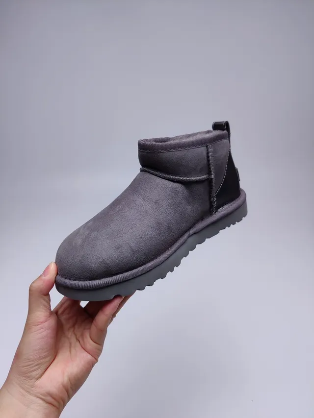 UGG Classic Mini Charcoal Gray Snow Boots 11